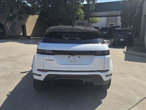Used 2026 Land Rover Range Rover Evoque S AWD/4WD image 3