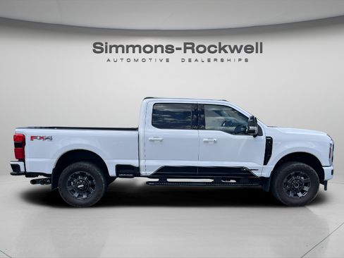 Used 2024 Ford F250 Lariat w/ Lariat Ultimate Package AWD/4WD image 7
