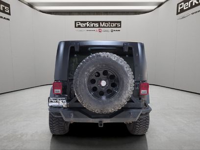 Used 2008 Jeep Wrangler Rubicon w/ Dual Top Group