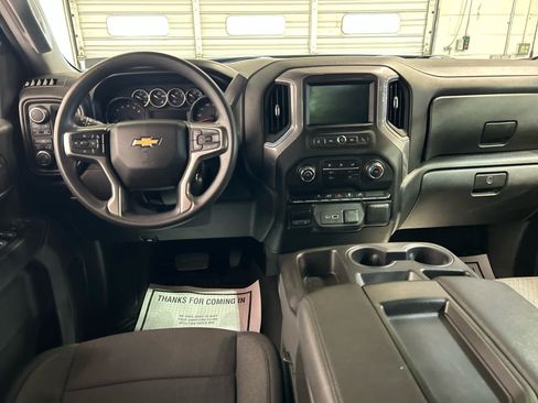 Used 2022 Chevrolet Silverado 1500 Custom w/ Safety Confidence Package AWD/4WD image 4
