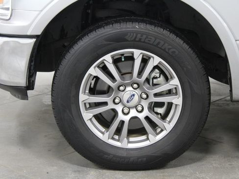 Used 2020 Ford F150 Lariat image 21