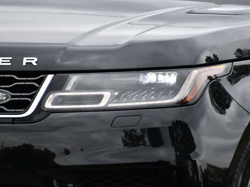 Used 2020 Land Rover Range Rover Sport SE image 7