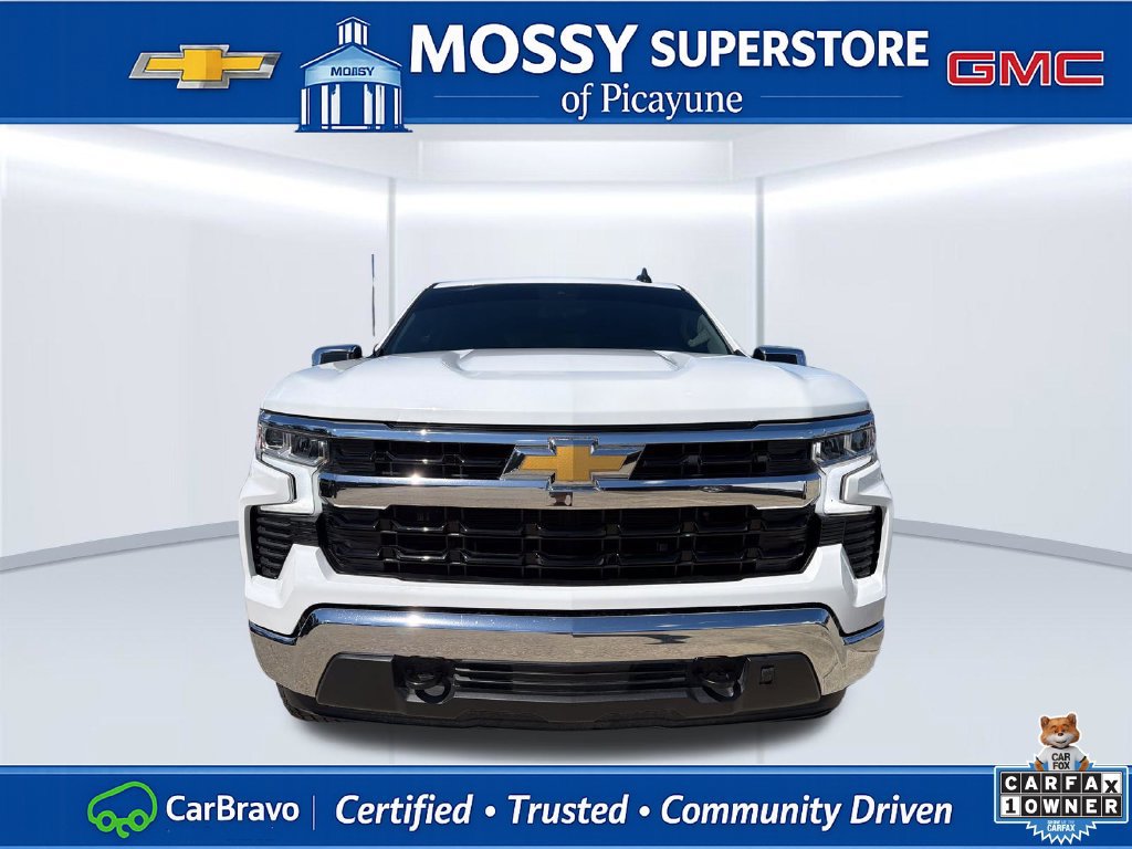 Certified 2024 Chevrolet Silverado 1500 LT w/ Z71 Off-Road Package AWD/4WD image 11