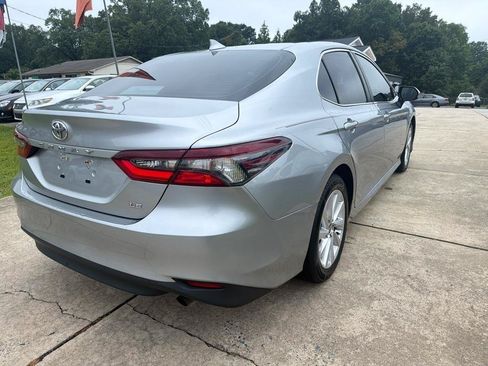 Used 2024 Toyota Camry LE FWD image 8