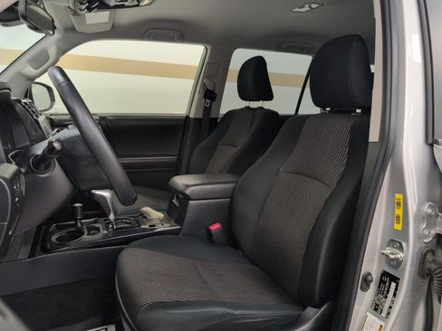 Used 2024 Toyota 4Runner TRD Off-Road image 7