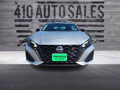 Used 2024 Nissan Altima 2.5 SR FWD image 5
