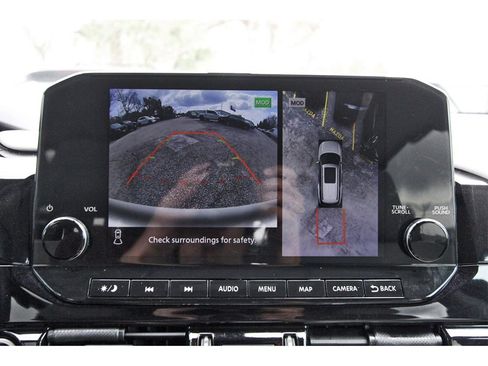 Used 2023 Nissan Pathfinder SL image 26