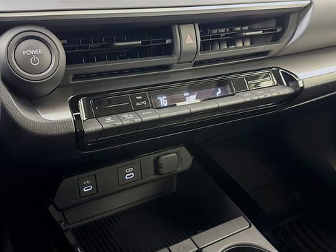 Used 2024 Toyota Prius LE image 14