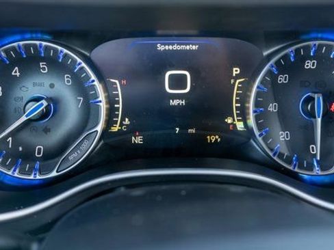 New 2026 Chrysler Pacifica Select image 19