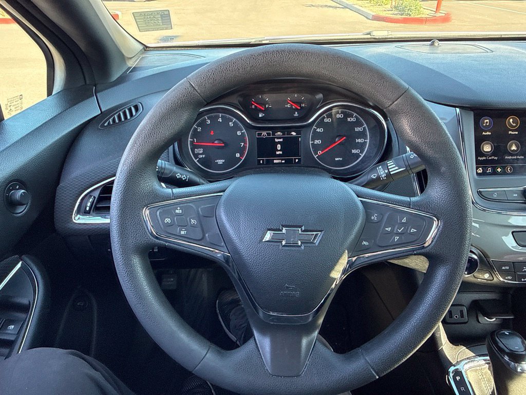 Used 2019 Chevrolet Cruze LT w/ Convenience Package FWD image 8