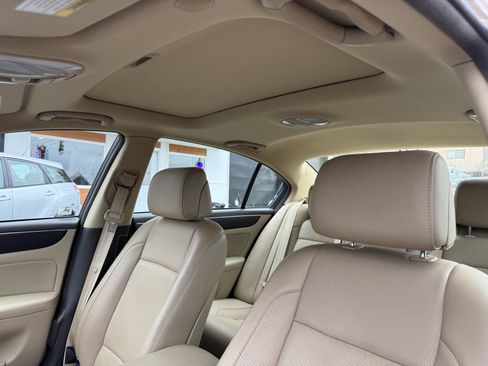 Used 2010 Hyundai Genesis 4.6 w/ Technology Pkg 5 image 12