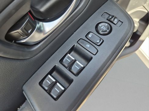 Used 2023 Honda Pilot EX-L image 16
