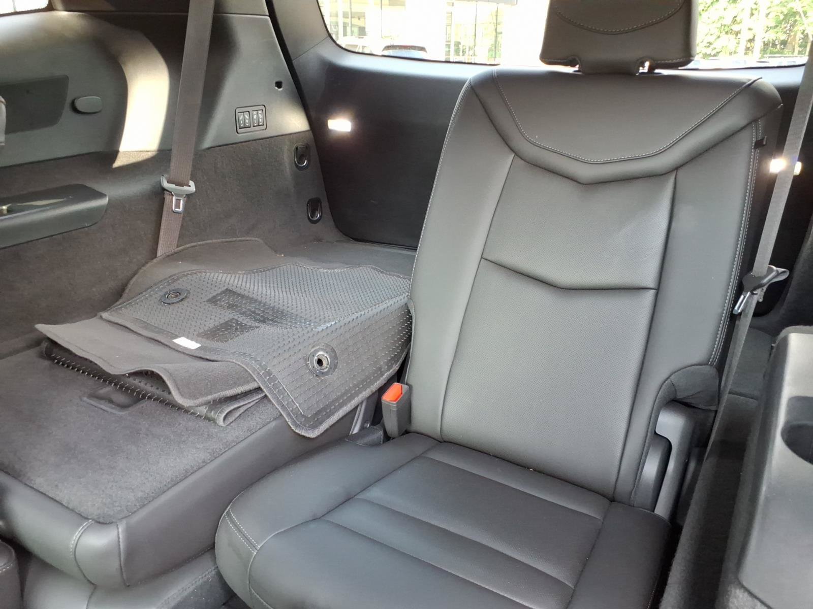 Used 2024 Cadillac XT6 Premium Luxury AWD/4WD image 20
