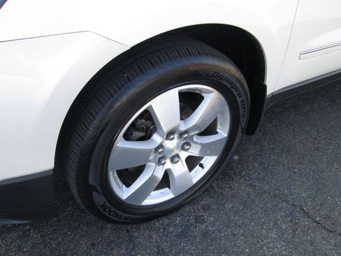 Used 2015 Chevrolet Traverse LTZ AWD/4WD image 37