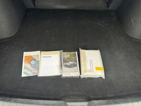 Used 2022 Hyundai Sonata Limited image 16