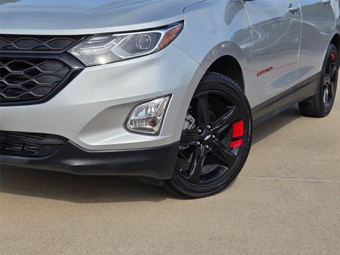 Used 2021 Chevrolet Equinox Premier w/ Redline Edition FWD image 7
