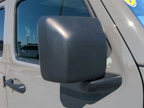 Used 2020 Jeep Wrangler Unlimited Rubicon image 12