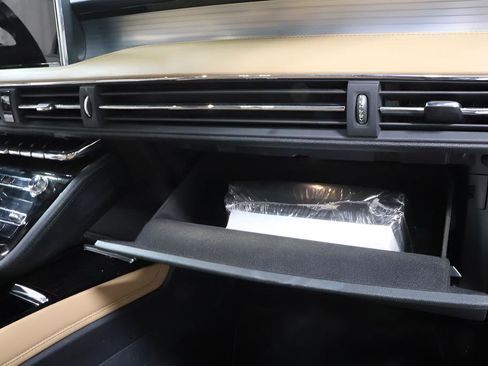 Used 2021 Lincoln Corsair Reserve w/ Equipment Group 201A image 30