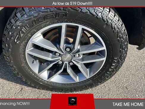 Used 2017 Jeep Grand Cherokee Limited AWD/4WD image 23