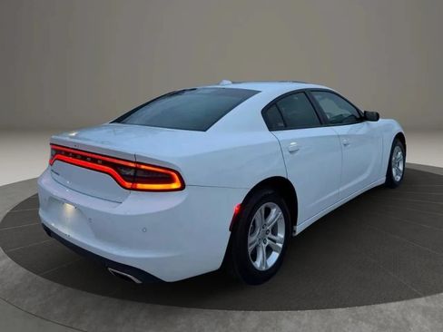 Used 2023 Dodge Charger SXT RWD image 2