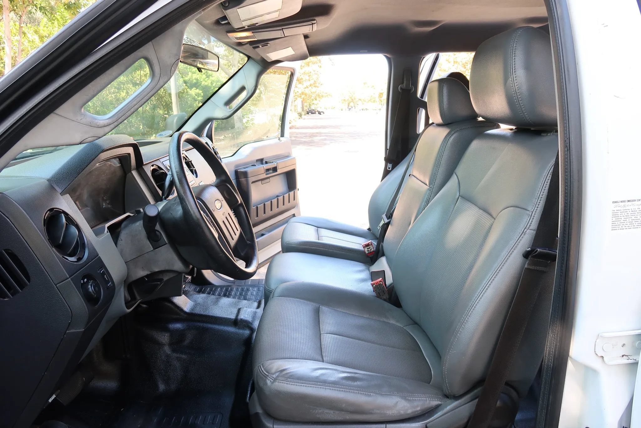 Used 2014 Ford F450 XL w/ Power Equipment Group RWD image 25