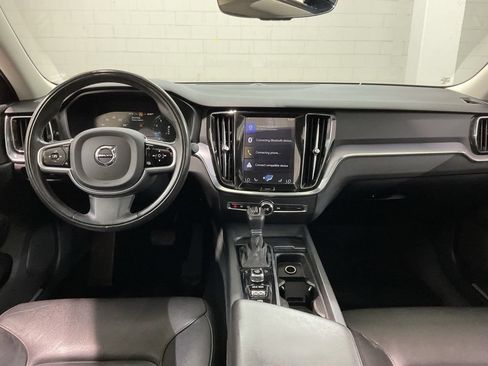 Used 2020 Volvo S60 T5 Momentum w/ Protection Package Premier FWD image 6