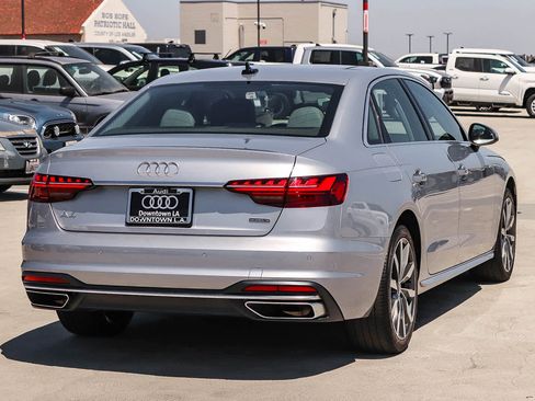 Used 2022 Audi A4 2.0T Premium w/ Convenience Package AWD/4WD image 4