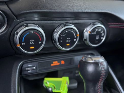 Used 2018 MAZDA MX-5 Miata RF Grand Touring image 27