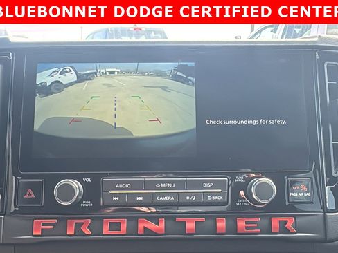 Used 2025 Nissan Frontier Pro-X image 15