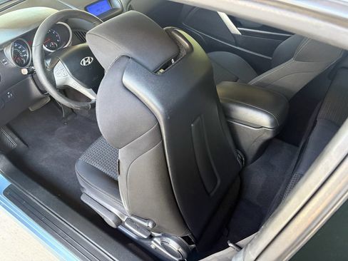 Used 2010 Hyundai Genesis 2.0T RWD image 20