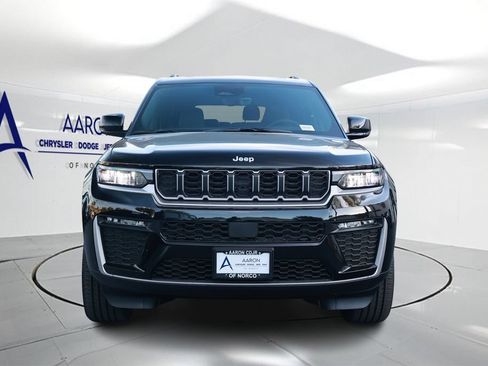 New 2026 Jeep Grand Cherokee L Limited AWD/4WD image 4