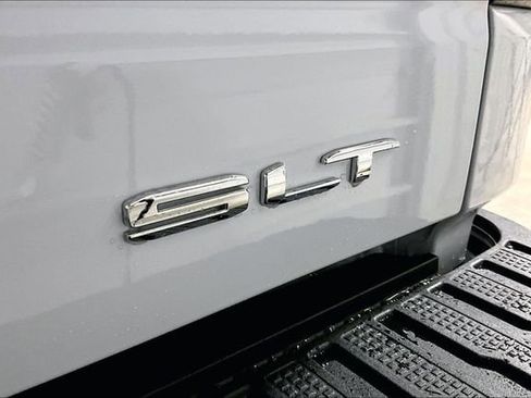 New 2026 GMC Sierra 1500 SLT w/ SLT Premium Package AWD/4WD image 7