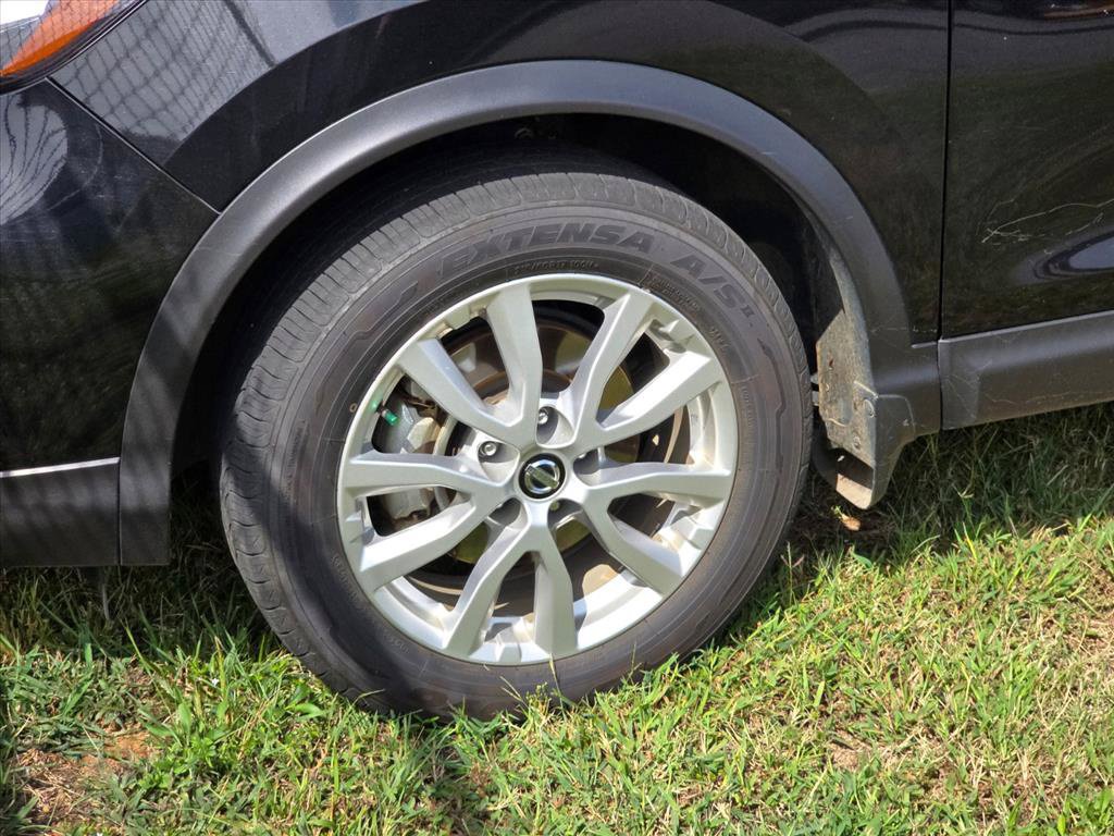Used 2022 Nissan Rogue Sport S FWD image 15
