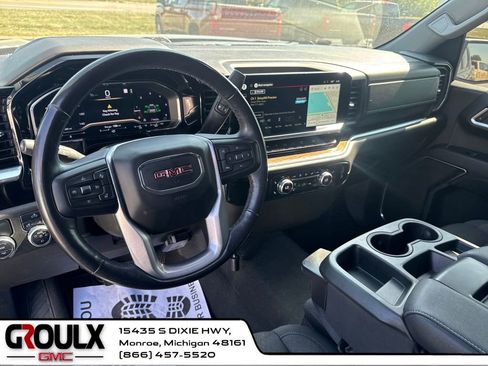 Used 2022 GMC Sierra 1500 Elevation image 13