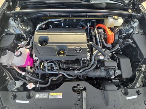 Used 2026 Toyota Crown Limited w/ Advanced Technology Package image 30