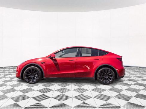 Used 2022 Tesla Model Y Long Range AWD/4WD image 6