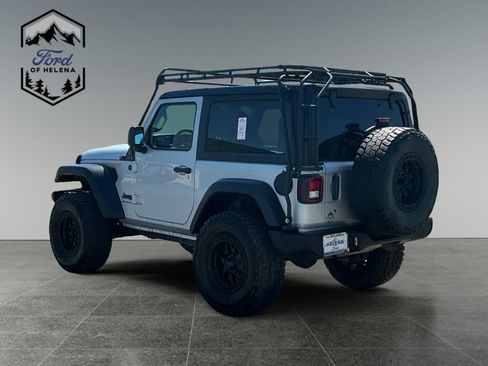 Used 2024 Jeep Wrangler Sport AWD/4WD image 3