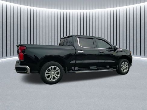 Used 2022 Chevrolet Silverado 1500 LTZ w/ LTZ Premium Package image 8