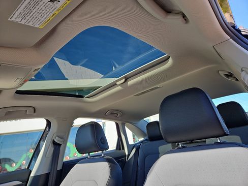 New 2026 Volkswagen Jetta SE image 11