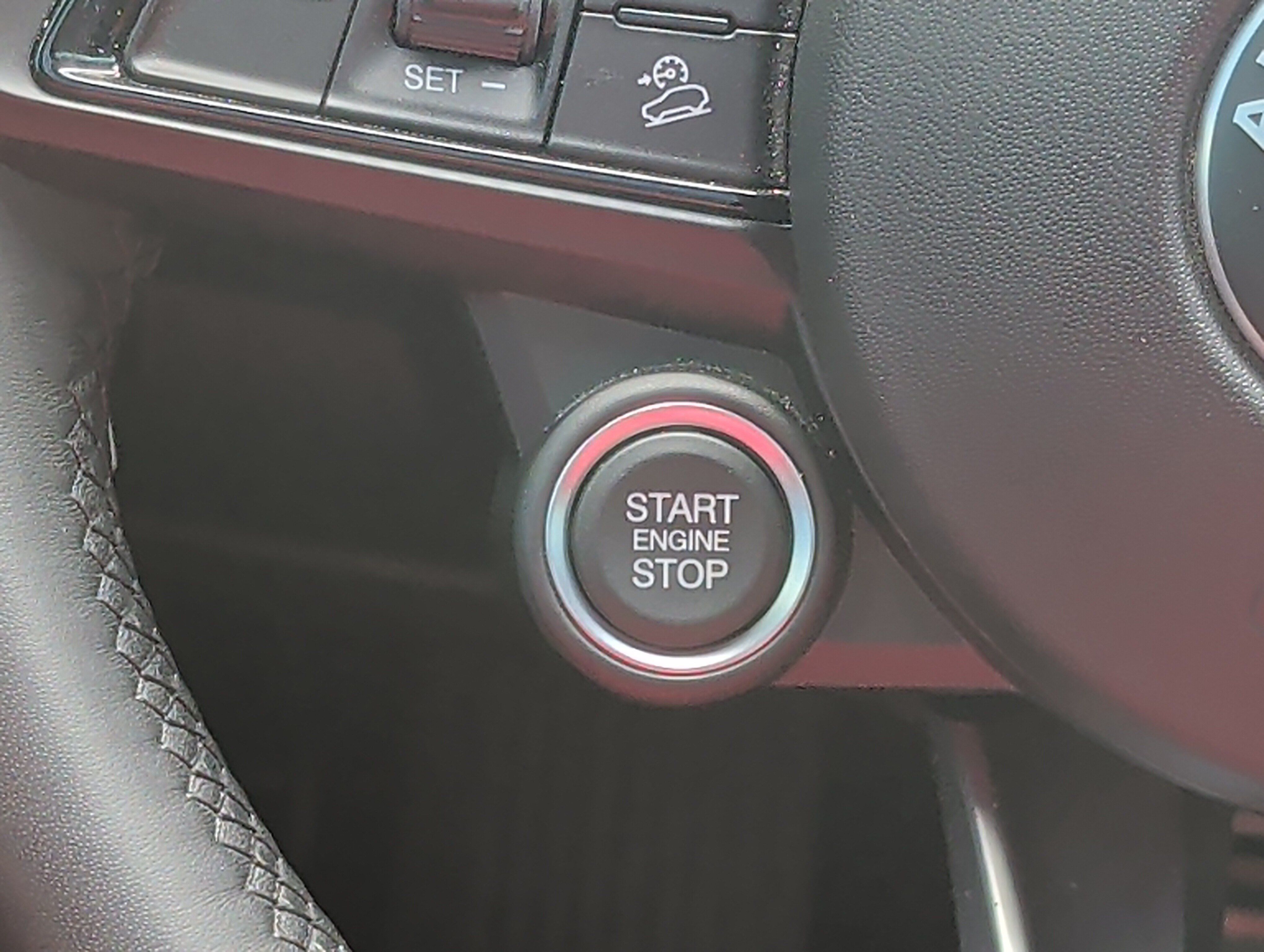 Used 2024 Alfa Romeo Stelvio Veloce AWD/4WD image 29