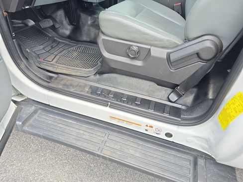 Used 2012 Ford F450 XL w/ Snow Plow Prep Pkg RWD image 24