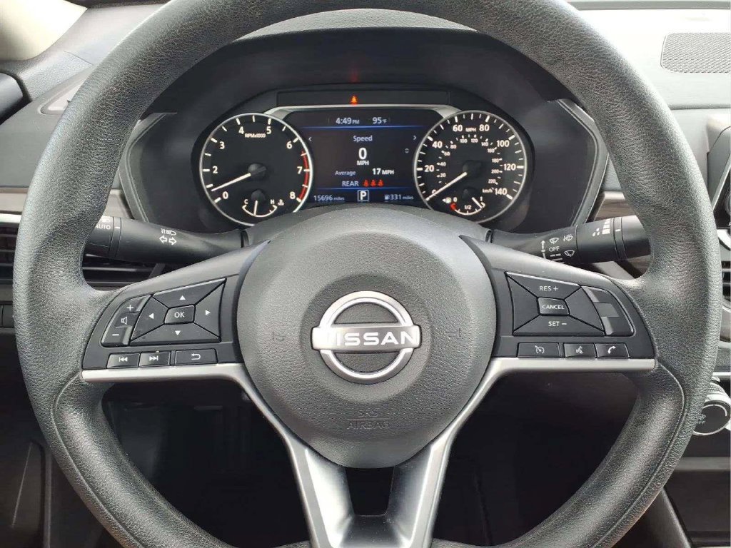 Used 2024 Nissan Altima 2.5 SV FWD image 22