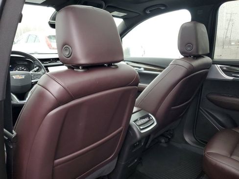 Used 2023 Cadillac XT6 Premium Luxury w/ Technology Package image 31