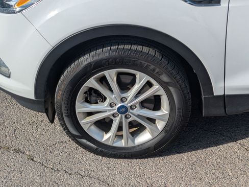 Used 2019 Ford Escape SE AWD/4WD image 11