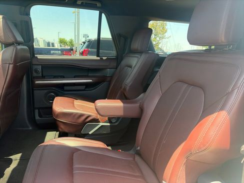 Used 2023 Ford Expedition Max Limited AWD/4WD image 23