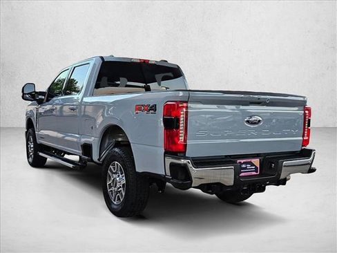 Certified 2025 Ford F250 Lariat w/ FX4 Off-Road Package AWD/4WD image 8