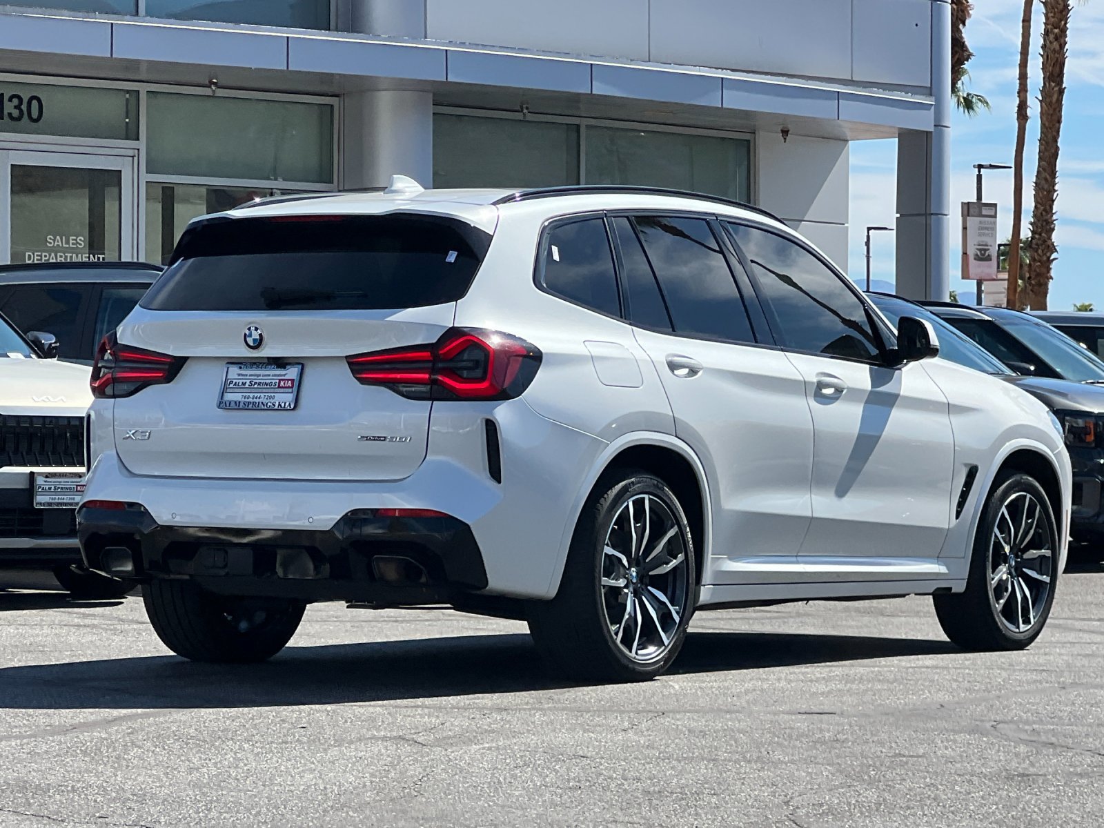 Used 2024 BMW X3 sDrive30i w/ Premium Package w/ZPA RWD image 3