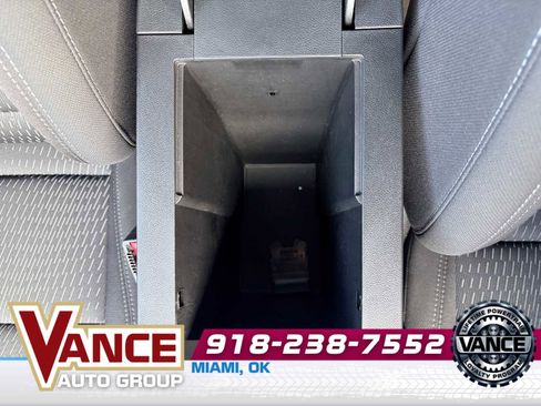 Used 2025 Chevrolet Equinox LT image 34