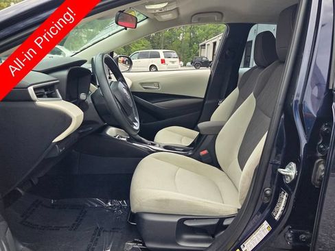 Used 2021 Toyota Corolla LE FWD image 9