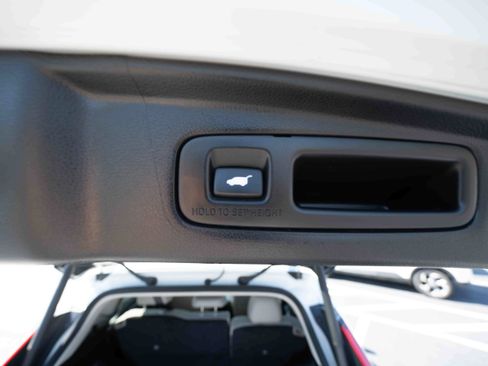 Used 2025 Honda CR-V EX-L image 29